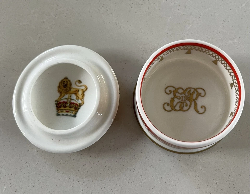 Royal Collection Trust «Боже, храни королеву» в честь королевы Елизаветы II - Изображение 3 из 4