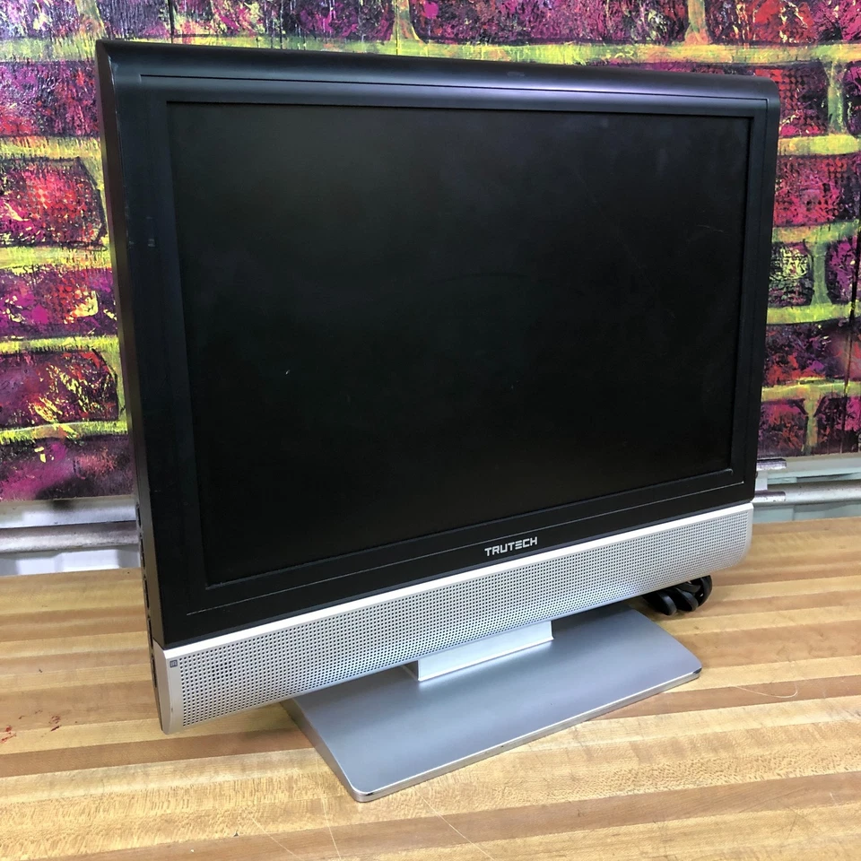 TruTech plv31199s1 19" 720p LCD TV/DVD Component/S-VIDEO/VGA for Retro Gaming - Image 2 of 4