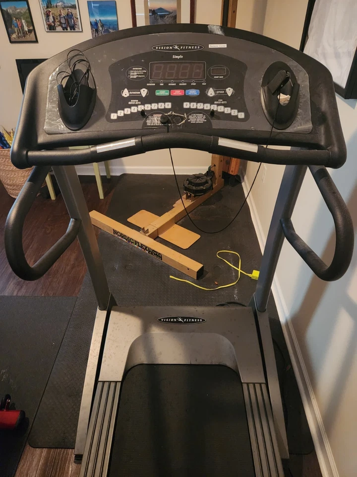 Treadmill T9250 Vision Quest - Image 2 of 2