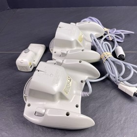 SEGA Sports Dreamcast Console Bundle w/ 2 Controllers, Crazy Taxi Game AV READ!!