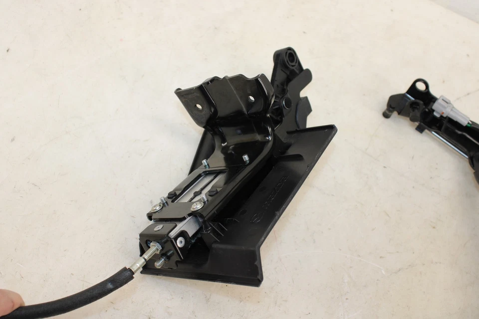 2007-2015 Mazda MX-5 Miata Hard Top Left Motor OEM MU37 - Image 2 of 4