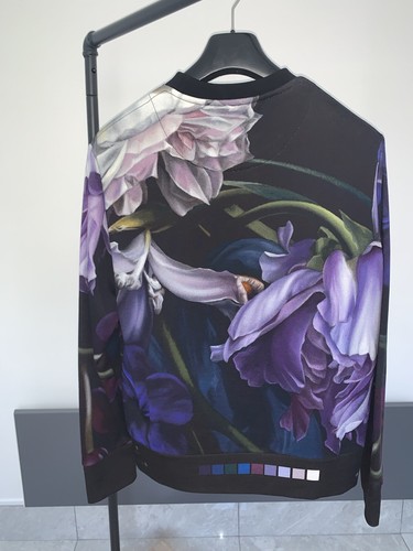 Nueva Sudadera RARA Roberto Cavalli Estampado MARCHITO Talla Pequeña - Imagen 2 de 9