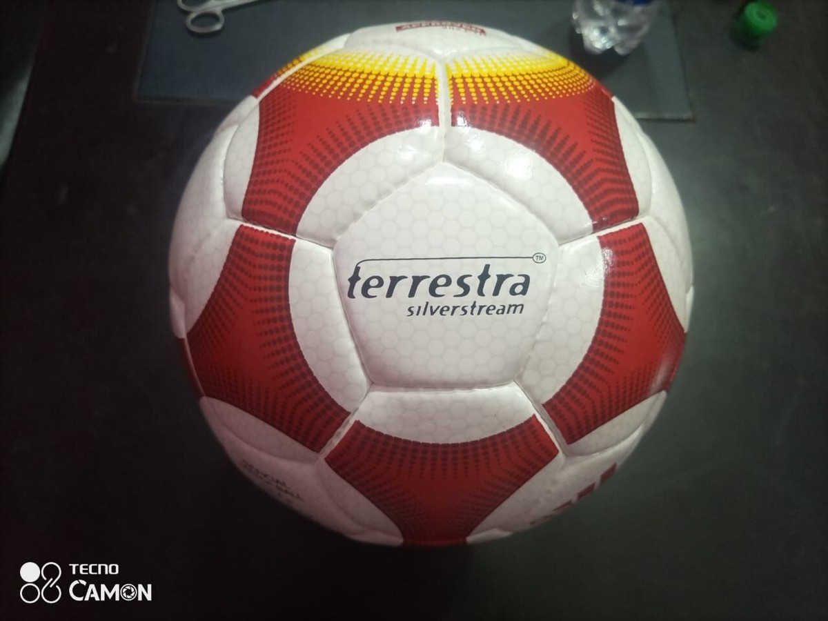 Adidas Trestra Euro Cup 2000 FiFa world cup official match Ball