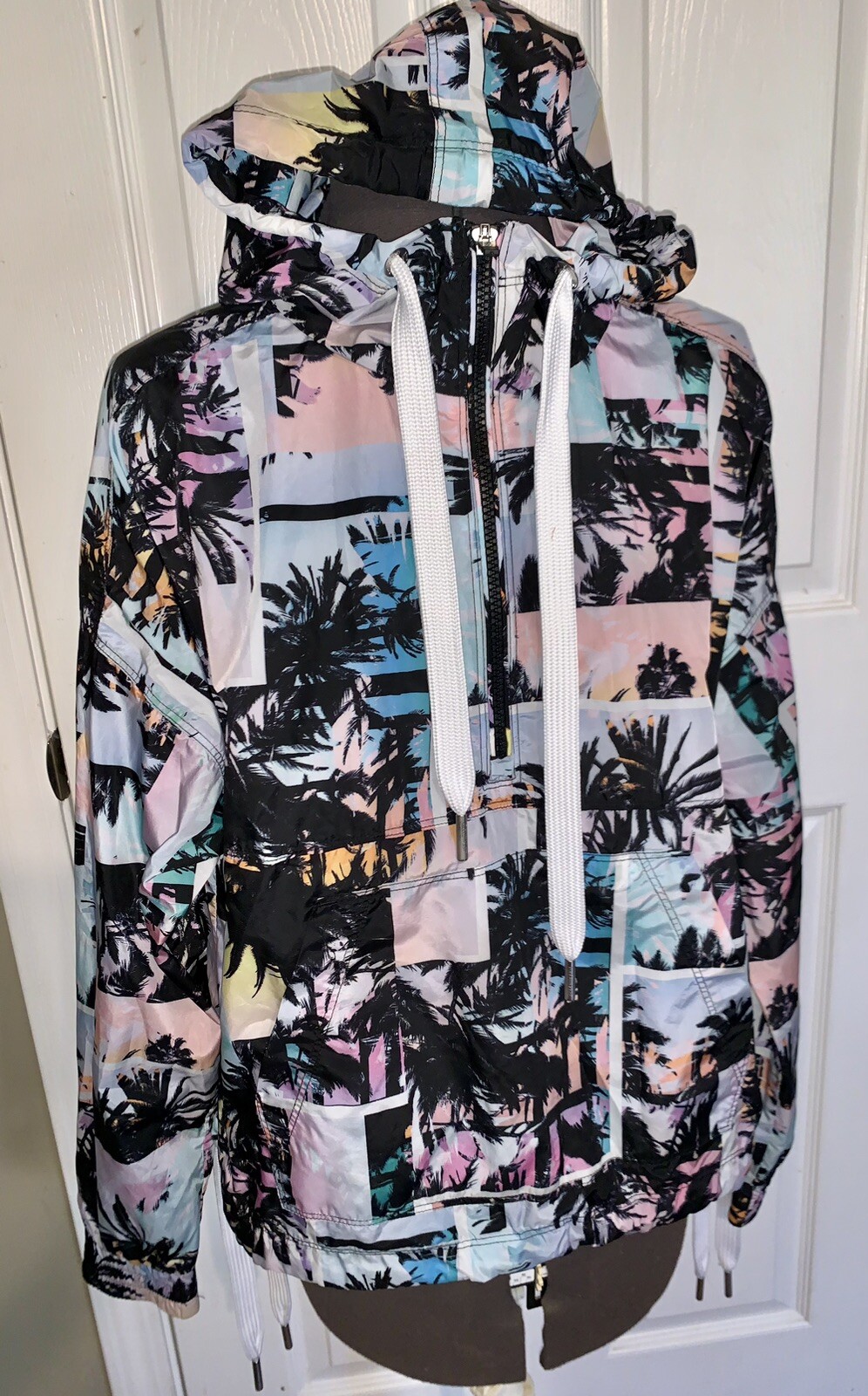 Calvin Klein Performance Palm Tree Windbreaker Ho… - image 1
