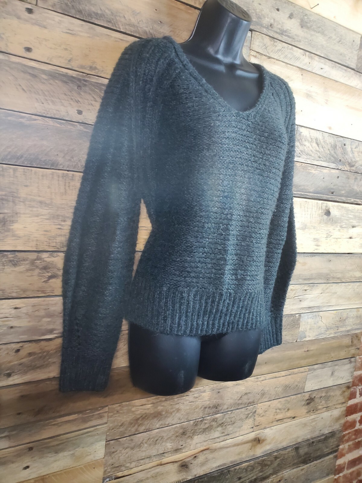 Universal Thread Gray Sweater Medium Chest 42" Le… - image 3