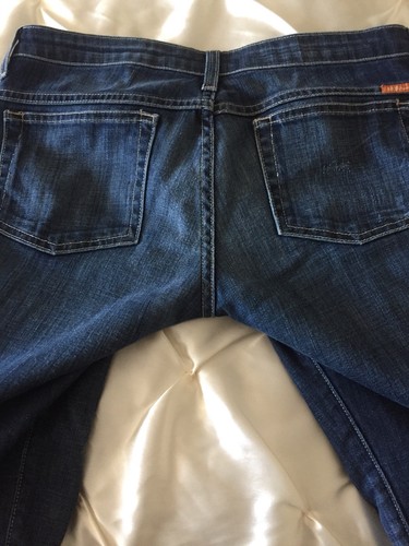 Malibu Denum Jeans - Picture 2 of 11
