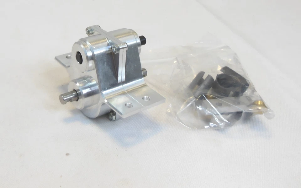 Carson Modellbau 1:14 Verteilergetriebe 3:1 Kipper 6x6 NEU - Bild 3 von 3