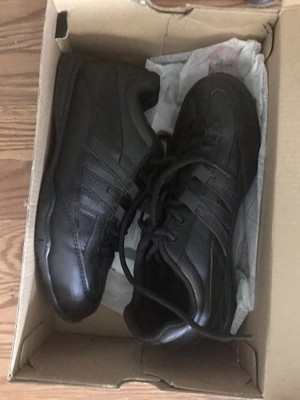 skechers safety toe shoes