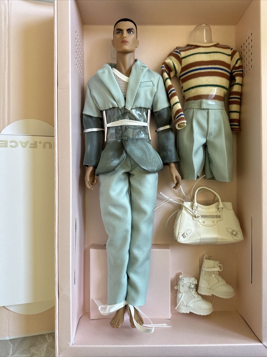INTEGRITY FASHION ROYALTY The Weekender Lukas Maverick NU INTEGRITY FASHION ROYALTY The Weekender Lukas Maverick NU