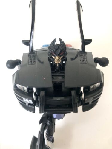 BARRICADE DECEPTICON DELUXE CLASS TRANSFORMERS 2007 HASBRO Incomplete FIGURE - Picture 2 of 11