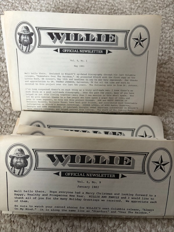9 VNTG 1981 82 WILLIE NELSON OFFICIAL FAN CLUB NEWSLETTERS