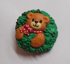 Christmas Bear Lucy Rigg Licensee Enesco 1982 Lapel Pin