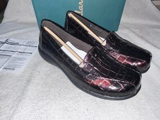 Clark's Bendables Bayou Leather slip on Loafers- brown 6 NIB