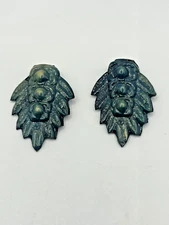 Vintage Dress/scarf Clips, Early Plastic Set Molded? Delicate, Thin, Lightweight