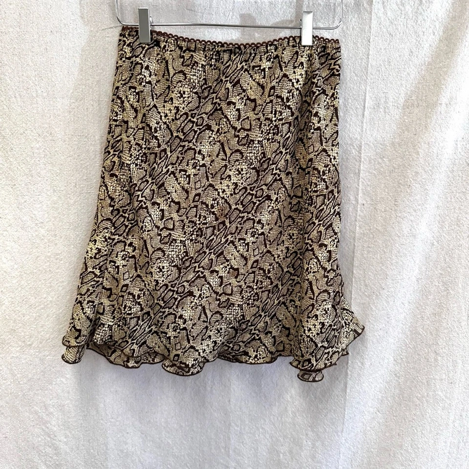 Falda Briggs Y2K piel de serpiente estampado volantes dobladillo en capas talla mediana hasta la rodilla Foto 3 de 4