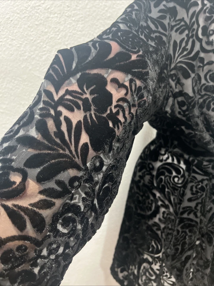 Morgan Taylor Intimates Robe Top L Womans Black Velvet Satin Midi Kimono  Belted - Image 4 of 4