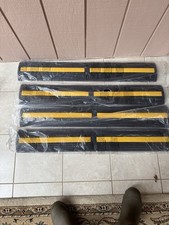 VEVOR 4 Pack of 1-Channel Rubber Cable Protector Ramps Heavy Duty 22046Lbs Load