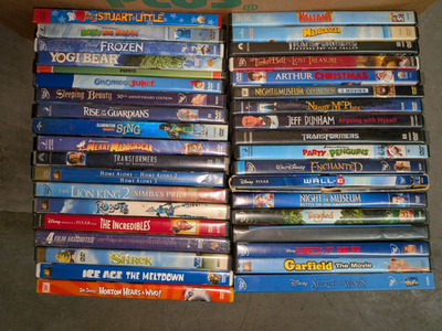 Disney Pixar DreamWorks Animated Family DVD Lot 37 disc- Frozen