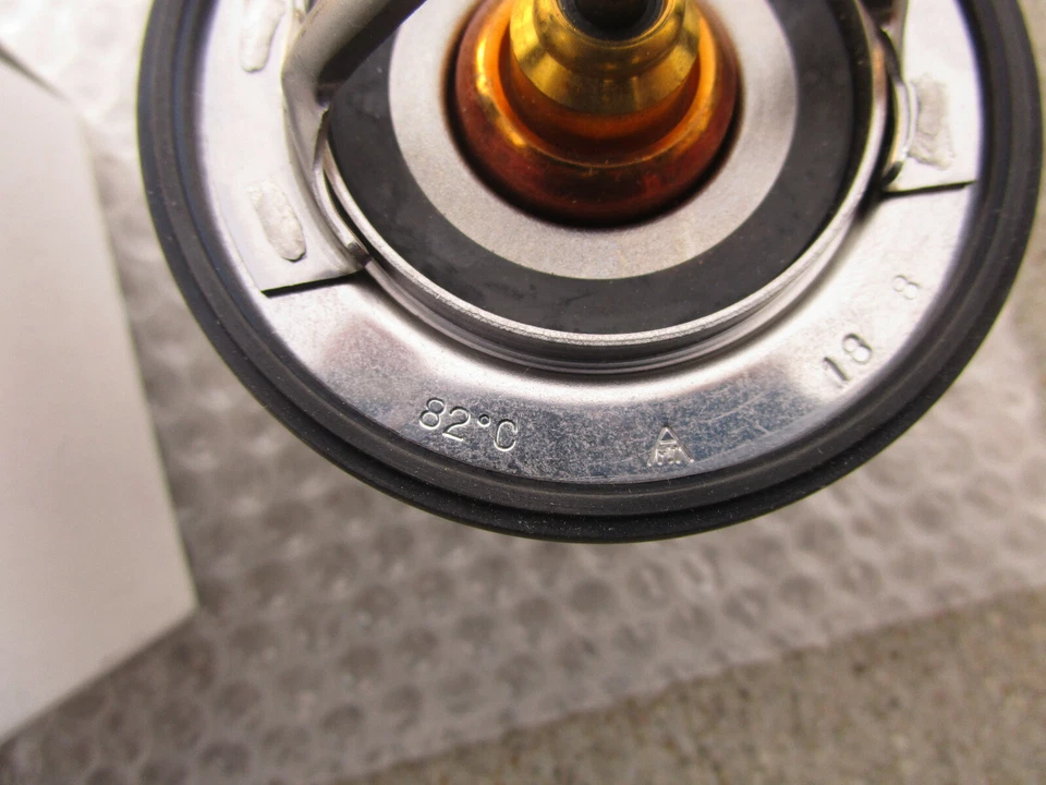 FITS: 94 - 96 MITSUBISHI MONTERO ENGINE COOLANT THERMOSTAT OEM BRAND NEW - Image 3 of 4