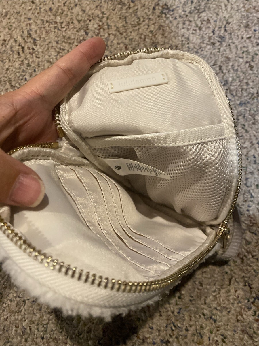 dagne dover vs lululemon diaper bag Dagne Dover Vs Lululemon Diaper Bag