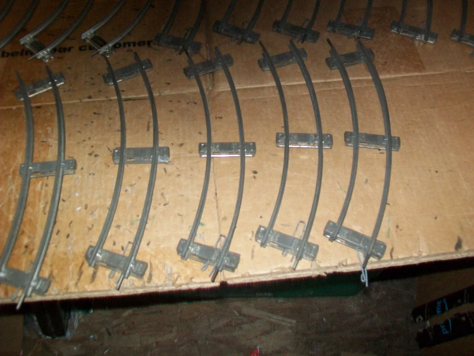 17 PCS Of Vintage Marklin Curved 2 Rail Toy Train Track Made In Germany - Image 4 of 4