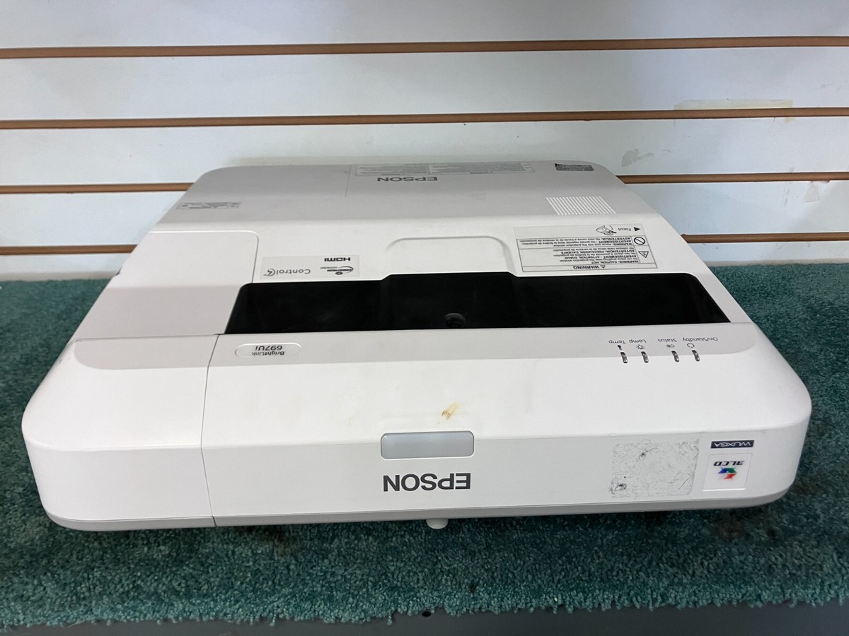 プロジェクター Epson V11H823022 BrightLink 697Ui LCD プロジェクター Epson V11H823022 BrightLink 697Ui LCD