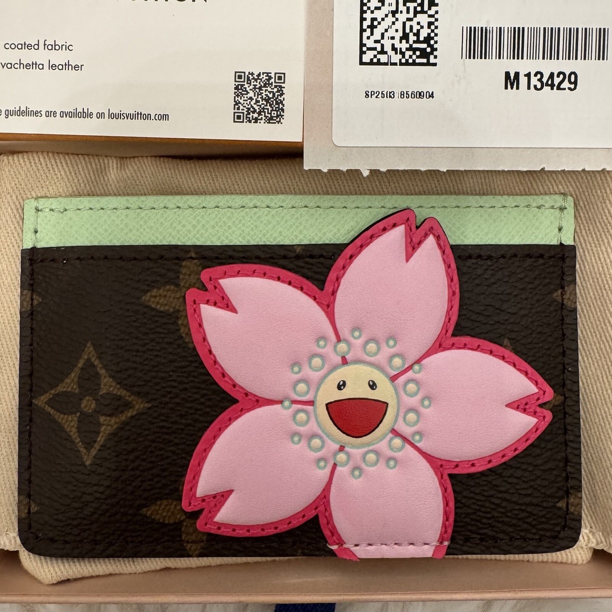 LOUIS VUITTON x MURAKAMI トレカ 044/レア Louis Vuitton x Murakami Trading Cards Monogram Cherry