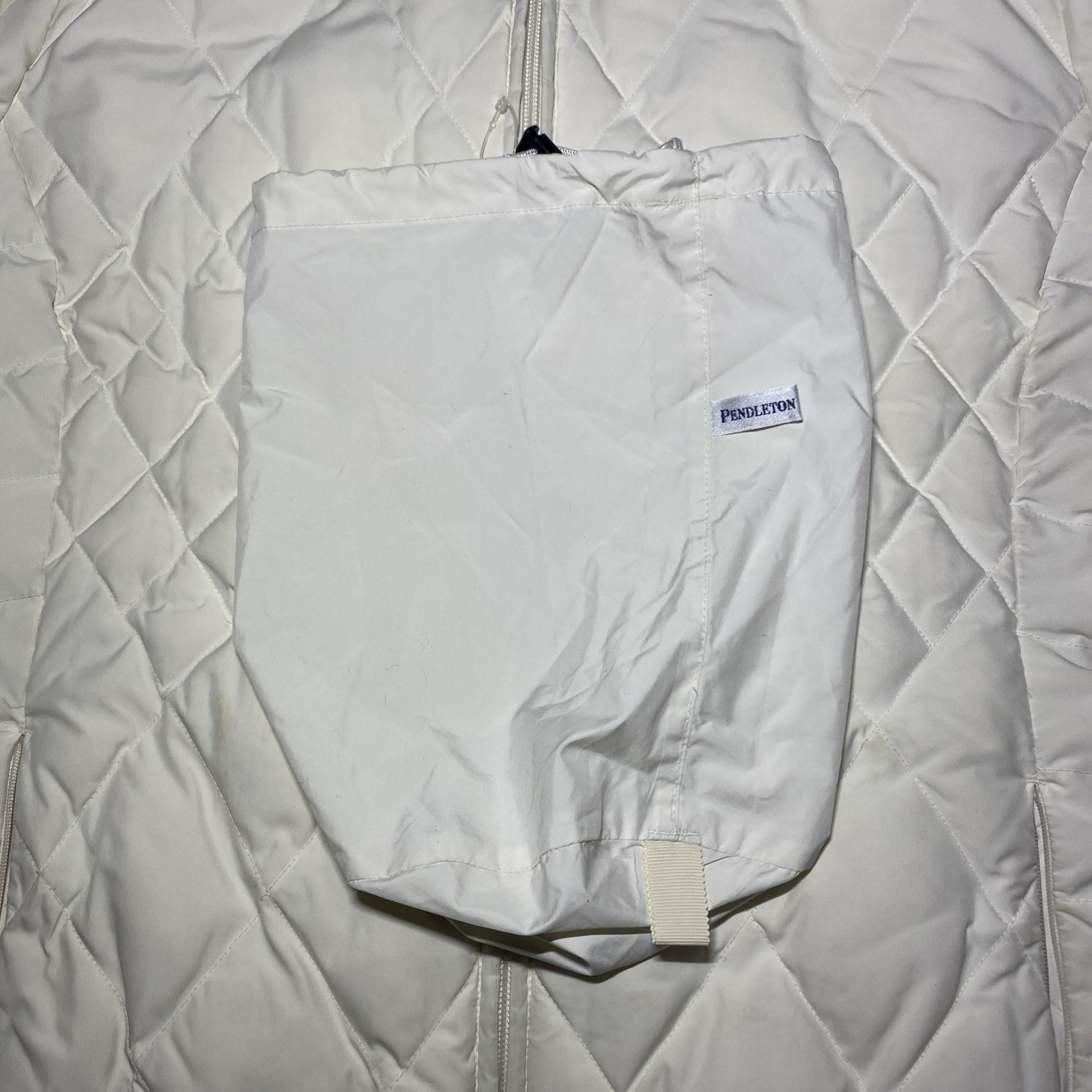 Pendleton White Women’s Down Puffer Jacket Size: … - image 8