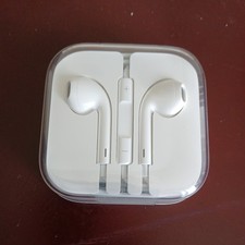 Genuine Apple  Earphones Wired  3.5mm Jack new in box