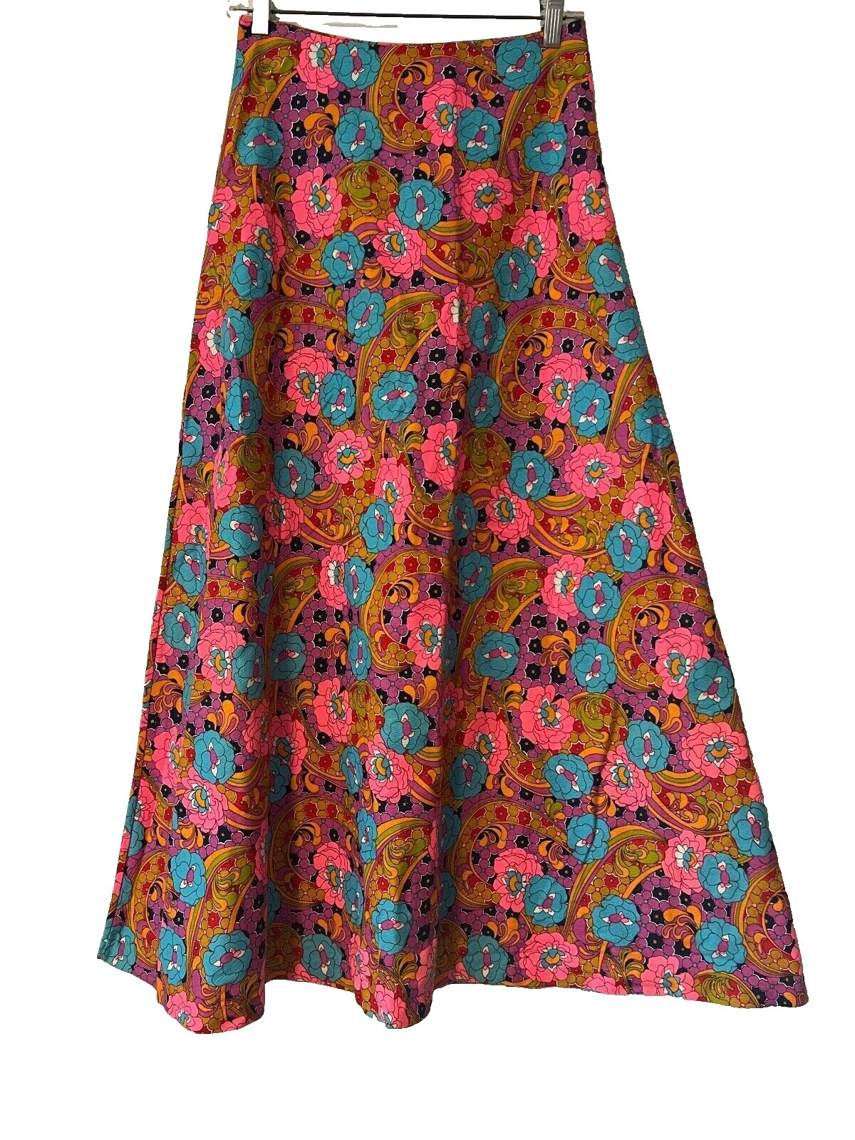 Nylon Psychedelic 1970s Vintage Clothing for Women