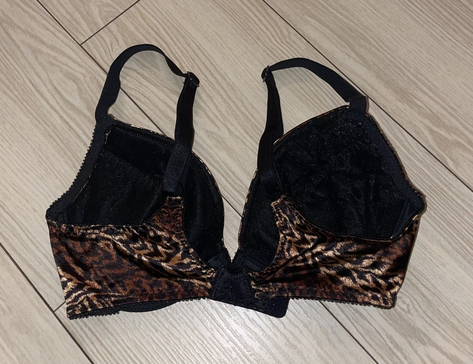 Sujetador vintage Olga 33415 estampado animal satinado copa suave con aros para mujer 34B marrón Foto 4 de 4