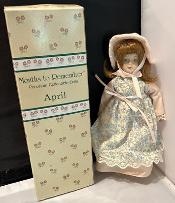 VINTAGE APRIL Russ Months to Remember 8'' Doll Porcelain HTF 1588 Red Hair