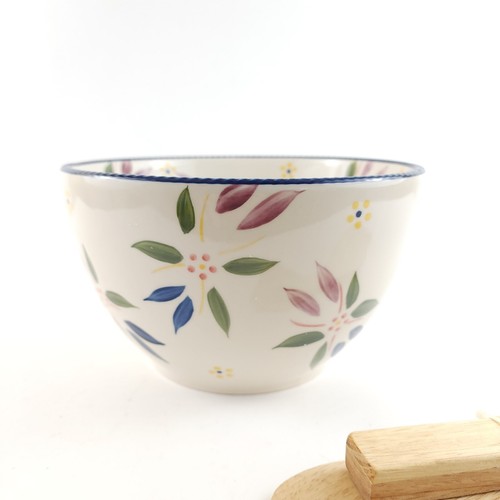 Temp-tations Old World 3-qt Salad Bowl with Wood Servers Confetti - Picture 4 of 9