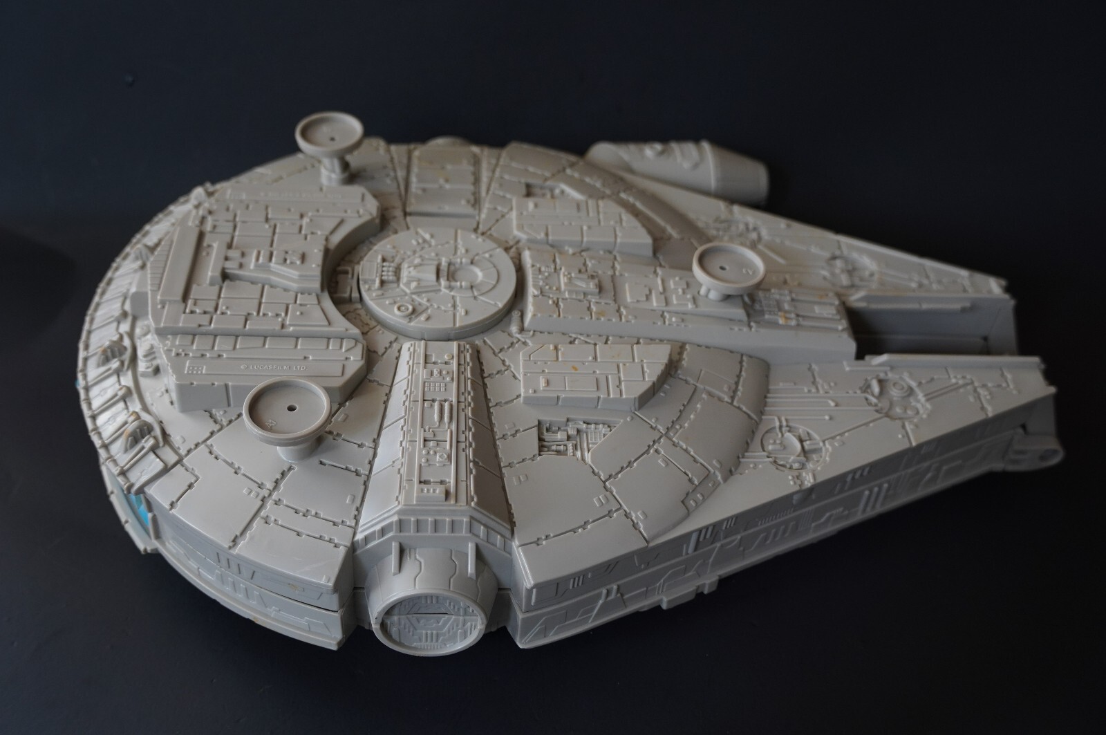 VTG STAR WARS GALOOB MICRO MACHINES 1995 MILLENIUM FALCON SHIP ...
