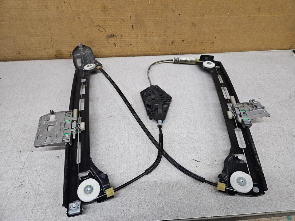 2009-2017 Volkswagen VW CC Rear Right Door - Window Regulator 5N0837462 OEM - Image 2 of 2
