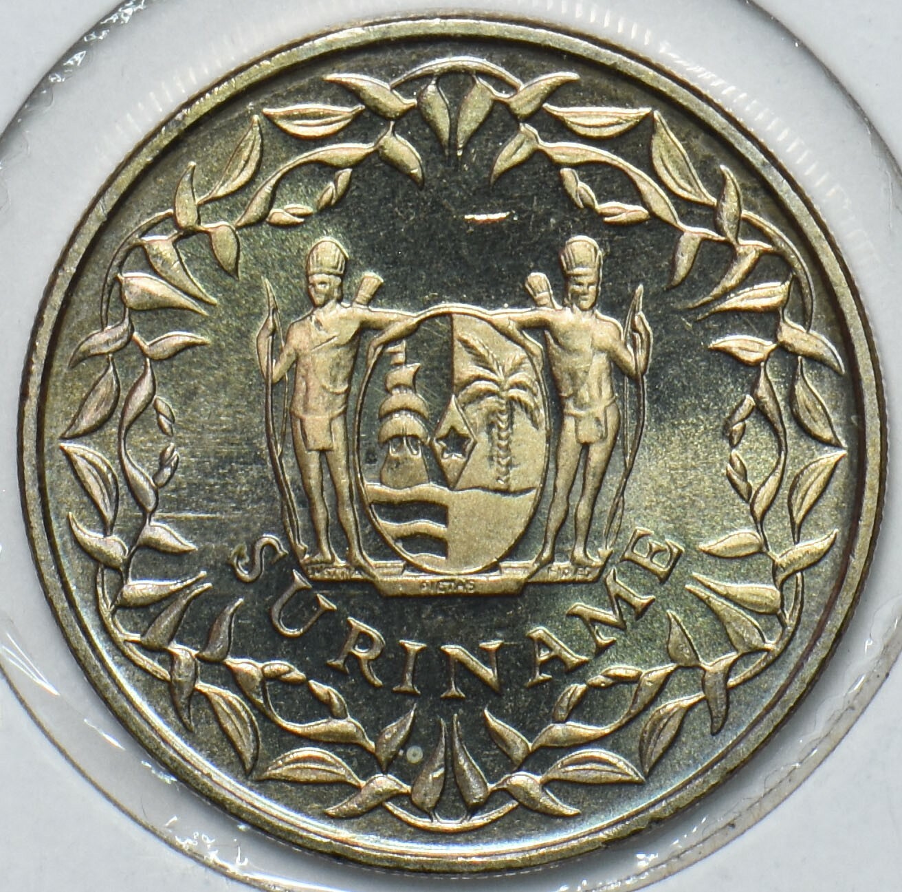 Foto 1 di 2