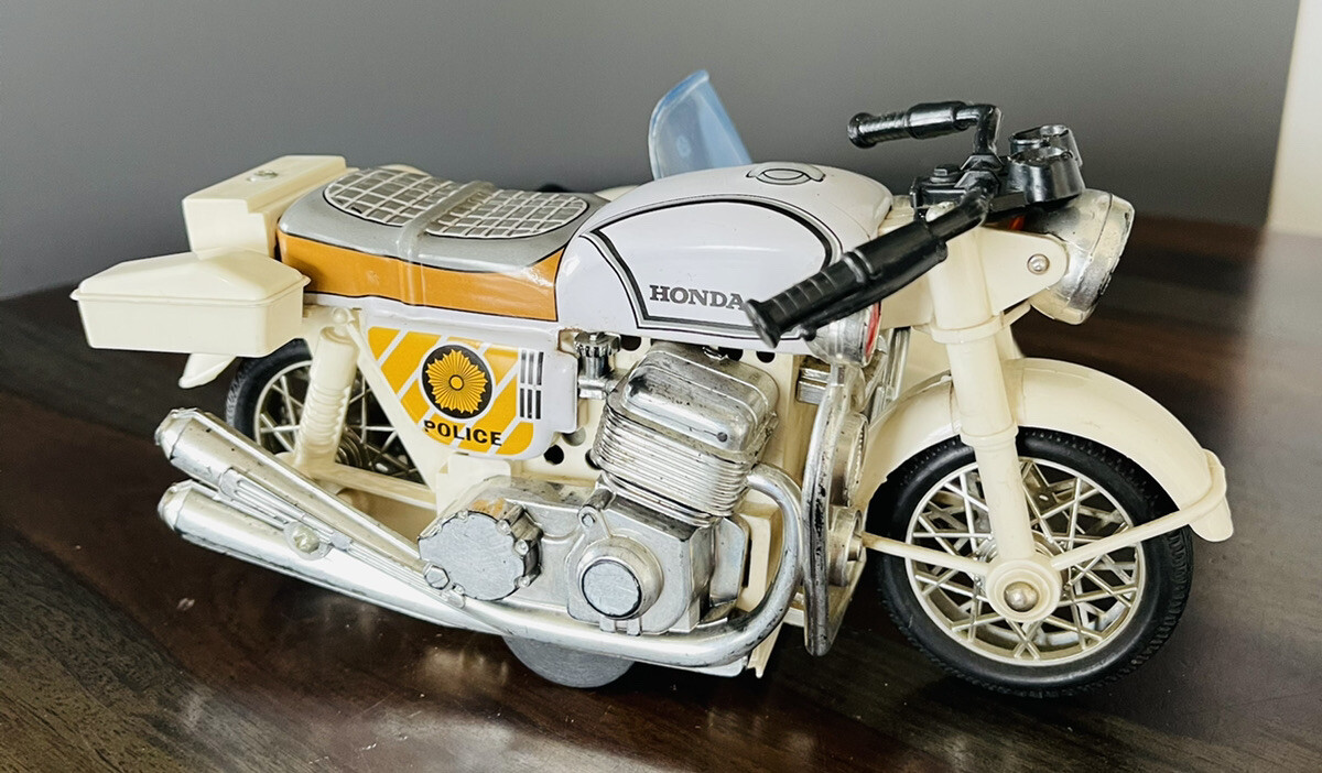 Vintage Honda Police Motorcycle and Sidecar Tin Toy Friction Vintage Honda Police Motorcycle and Sidecar Tin Toy Friction