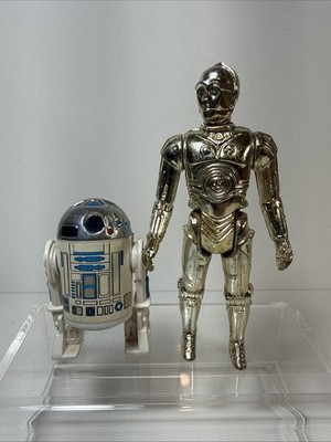 vintage 1977 Kenner Star Wars C-3PO and R2-D2 action figures