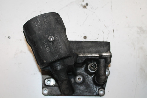 T5 2,5 TDI BNZ 130 PS - Ölkühler 070 115 389 E - 070115389E - gebraucht