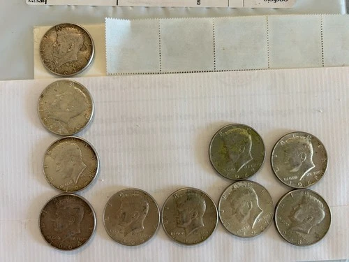 LOT (10) SILVER KENNEDY HALF DOLLARS - (4) 1964, 1965, 1966 (2) 1967  (2) 1968