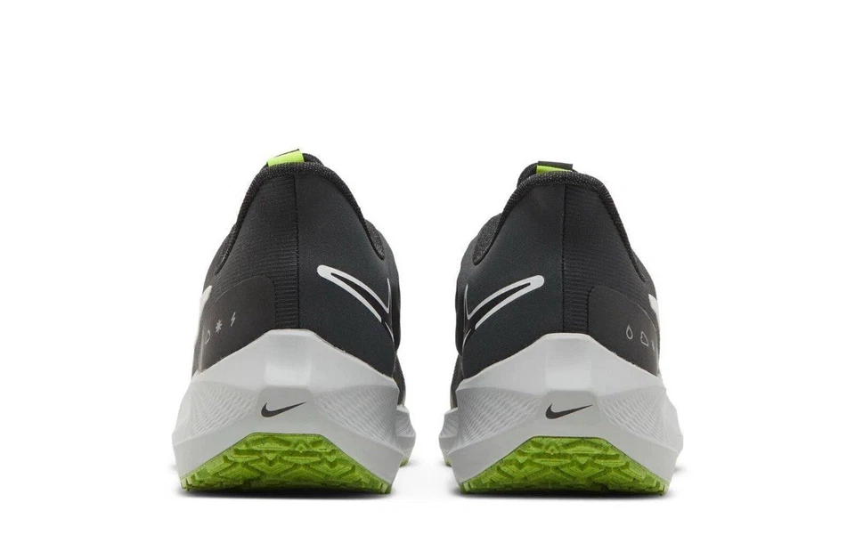 Nike Air Zoom Pegasus 39 Shield 'Black Dark Smoke Grey' DO7625-002 Men's size 7 - Image 4 of 4