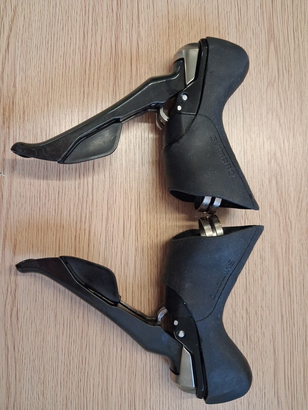 Shimano ST-RS685 Hydraulic Disc Brake Levers, 2x11 Speed
