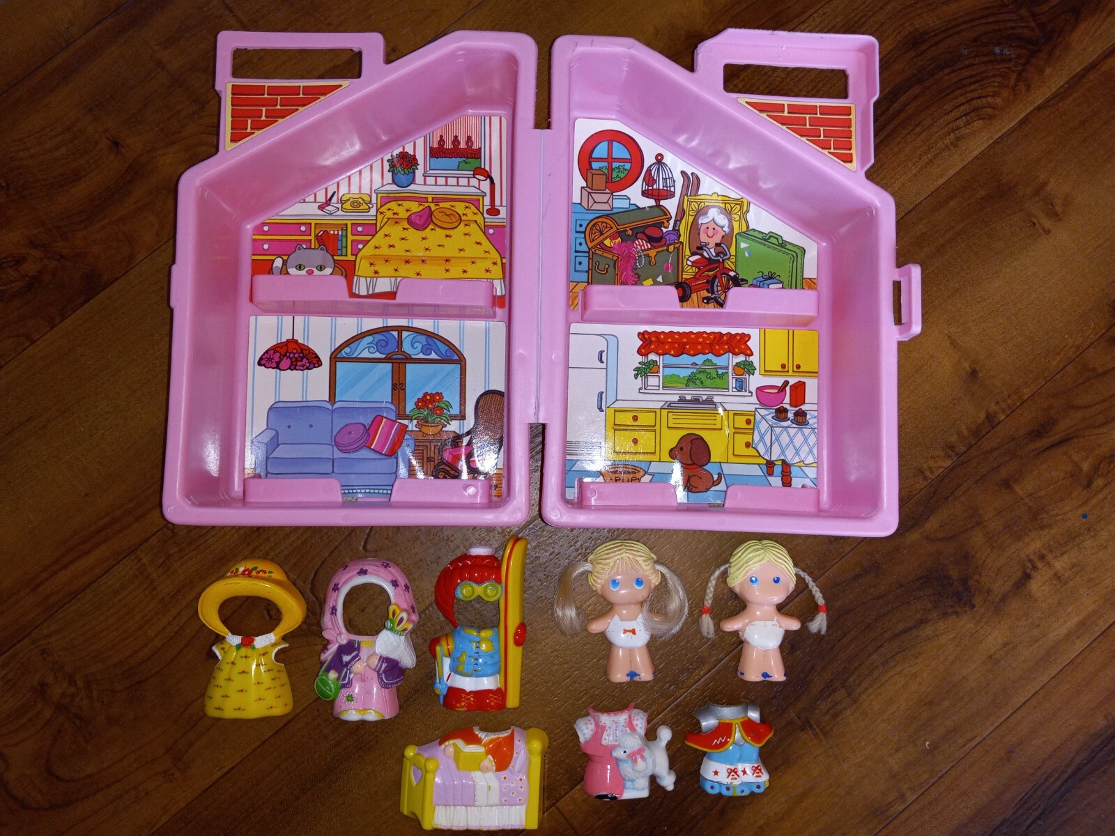 Rare jouet ancien Dolly pops en week-end Clodrey