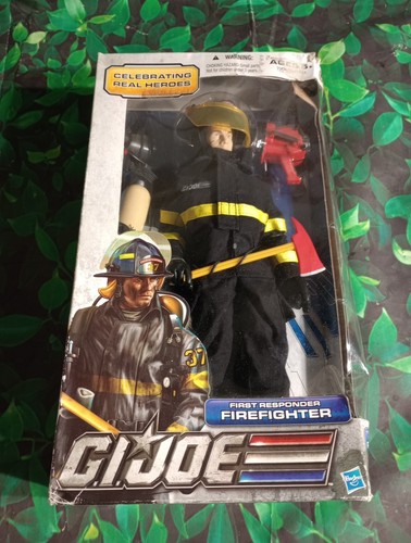 Hasbro GI Joe "Celebrating Real Heroes" von 2011 - First Responder Firefighter.