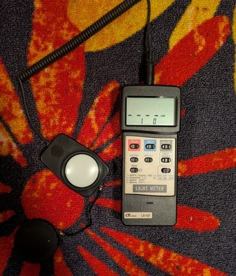 Lutron LX-107 Digital Luxmeter / Light Meter   Beleuchtungsmessgerät