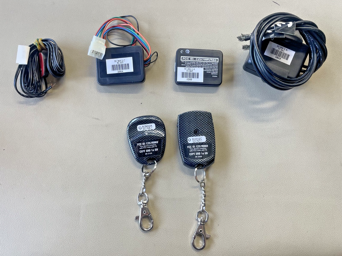 VTG Clifford AvantGuard 4 Mobile Security/Convenience System, NOS