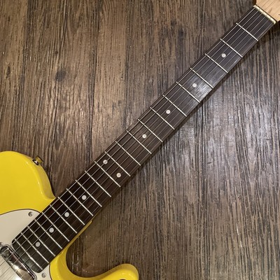 Electric Guitar Juno Sound Innovator 80% Frets Pastel Yellow Color 