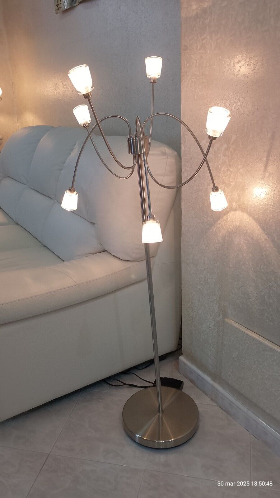 Foto 16 di 24