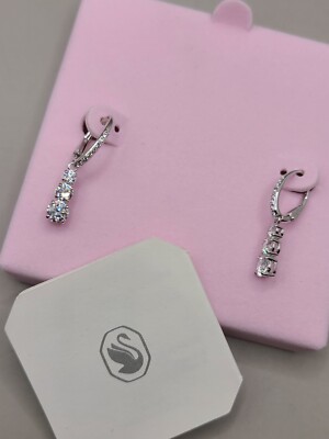 【Swarovski】Attract Trilogy フープピアス 5416155 純正箱付き Swarovski】Attract Trilogy フープピアス 5416155 純正箱付き