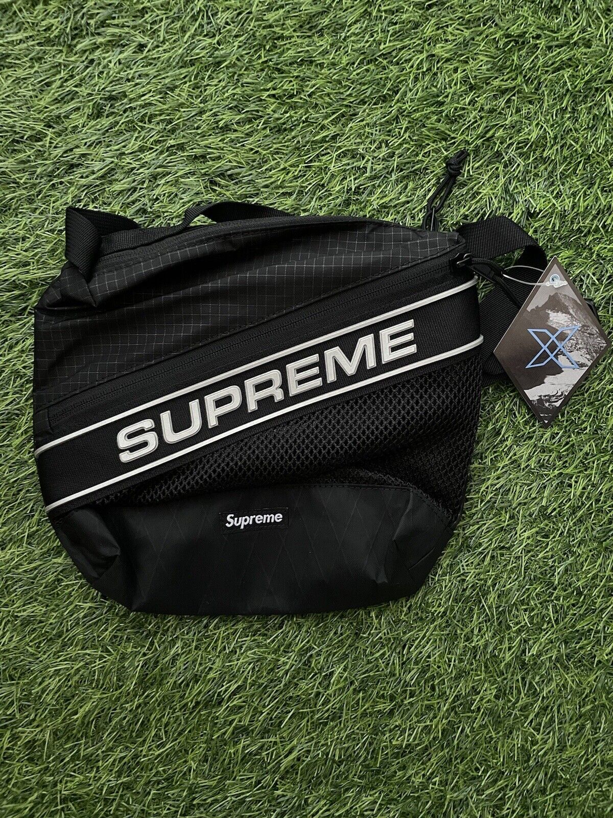 Supreme 3D Logo Shoulder Bag Black | ON HAND + FREE SHIPPING